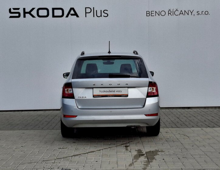 Škoda Fabia 12