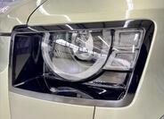 Land Rover Defender 8