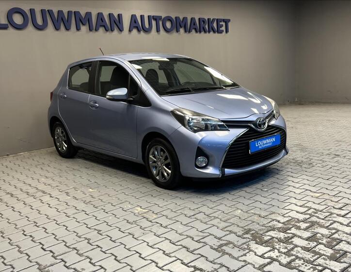 Toyota Yaris 12