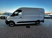 Nissan Interstar 3