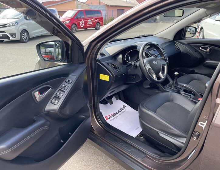 Hyundai ix35 8