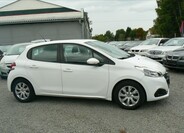 Peugeot 208 7