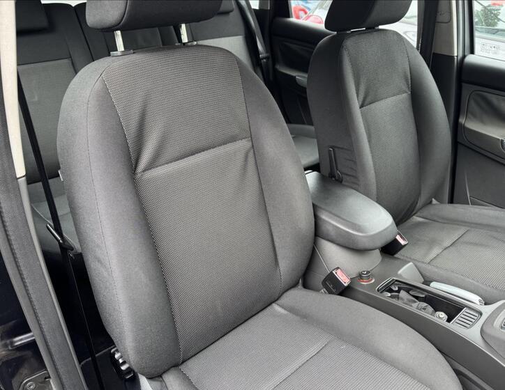 Ford C-MAX 37