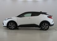 Toyota C-HR 8