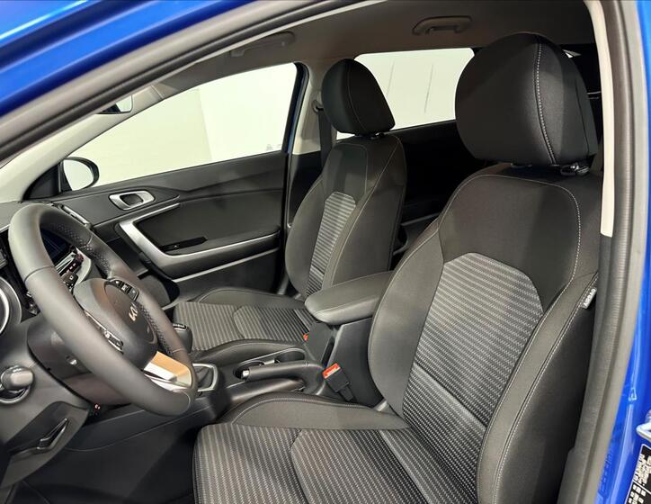 KIA Ceed 11