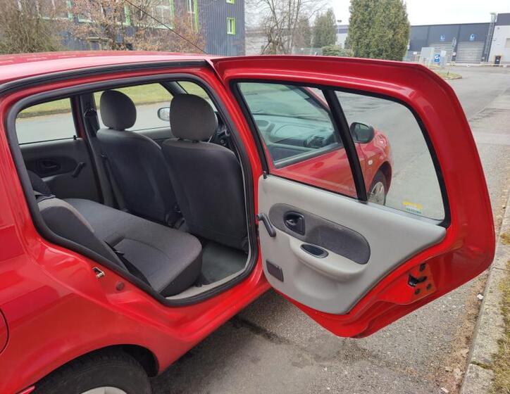 Renault Thalia 17