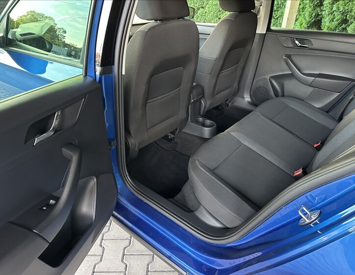 Škoda Rapid 9