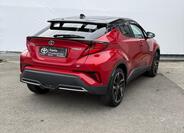 Toyota C-HR 6