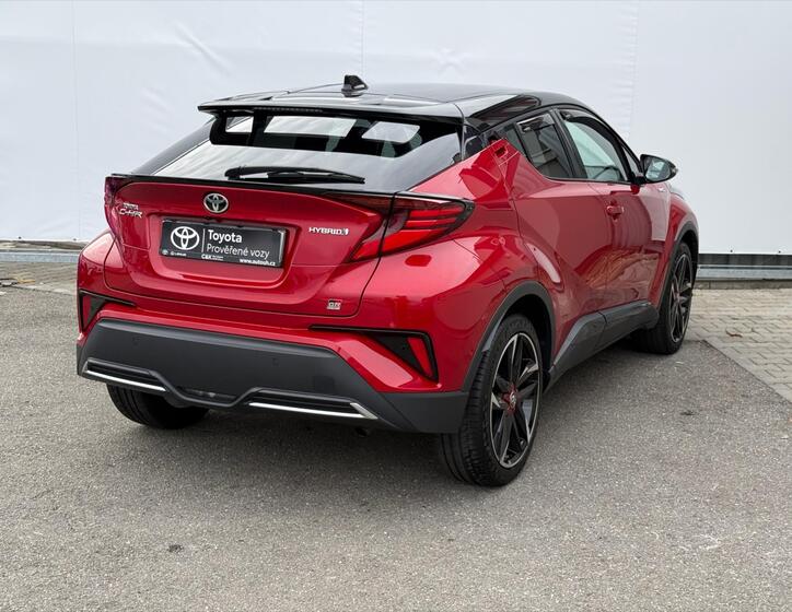 Toyota C-HR 6