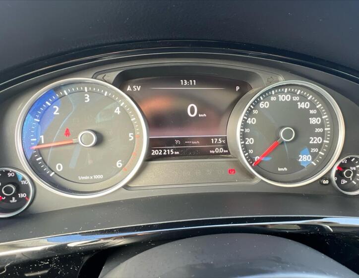 Volkswagen Touareg 16