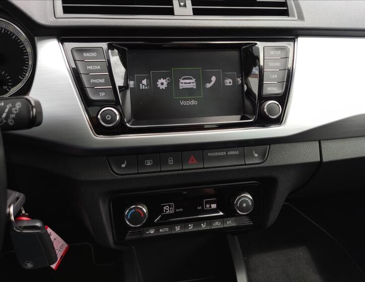 Škoda Fabia 16