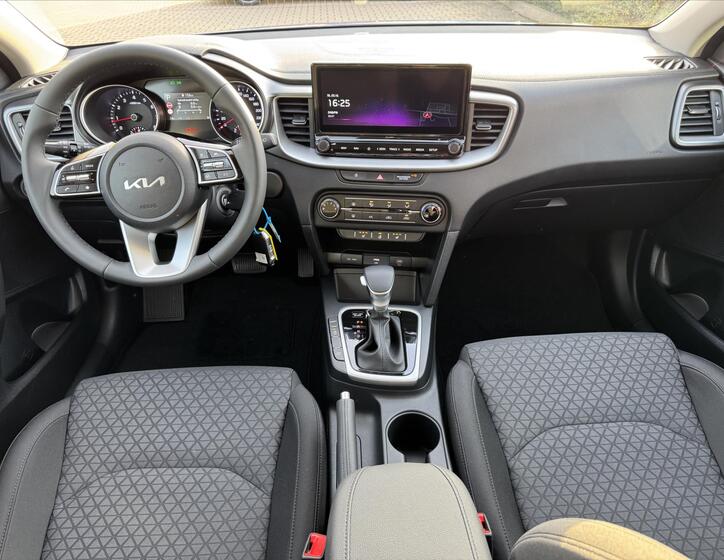 KIA Ceed 29