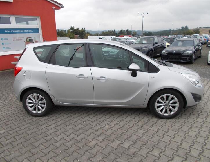 Opel Meriva 8