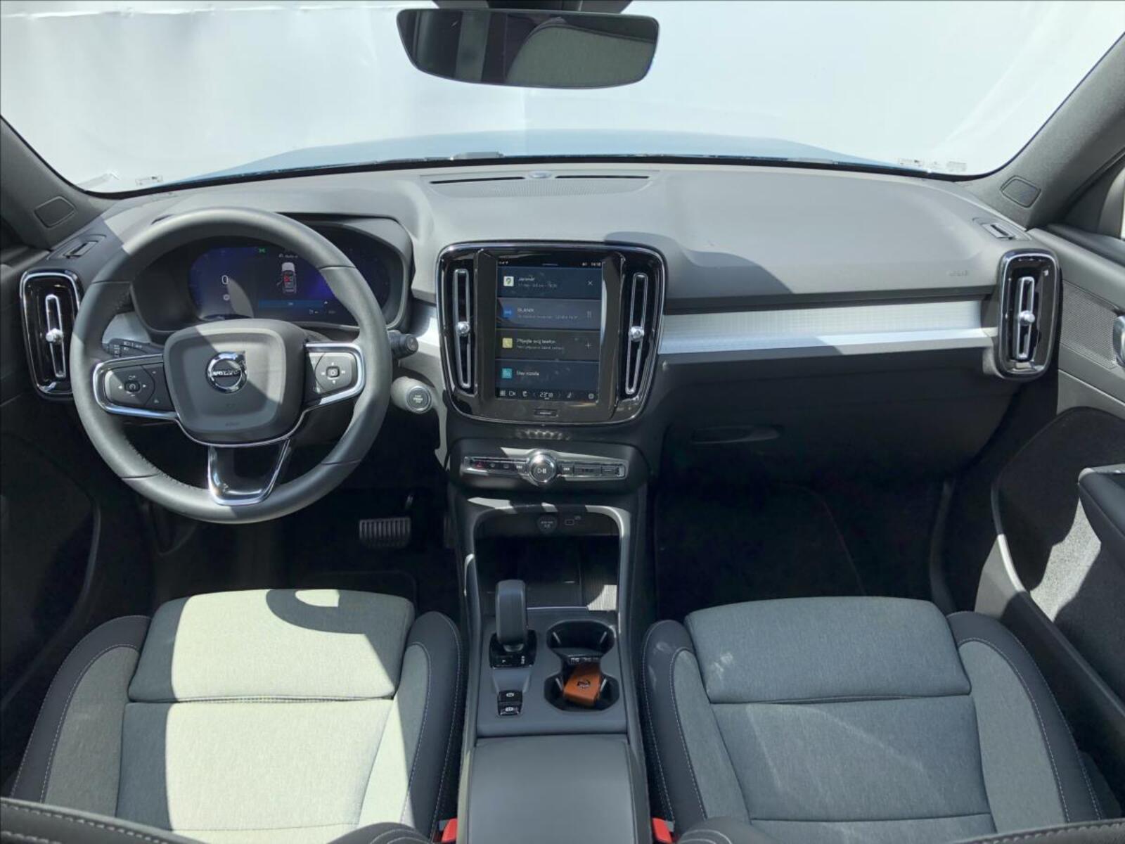 Volvo XC40 5