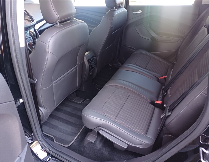 Ford Kuga 21