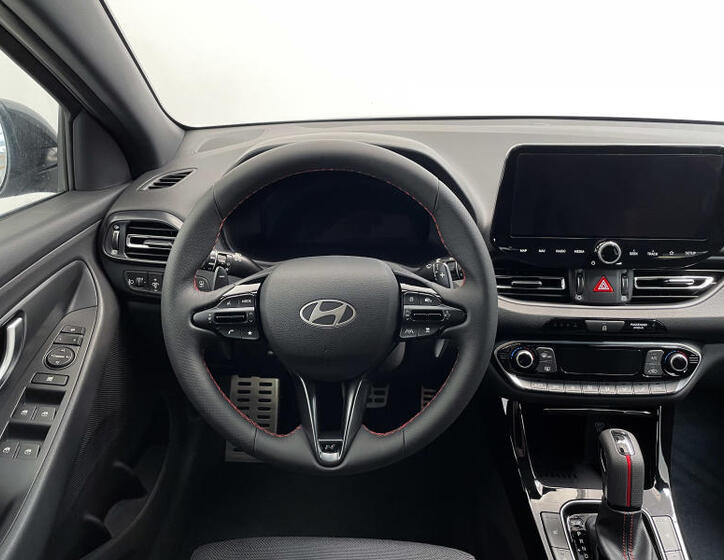 Hyundai i30 13