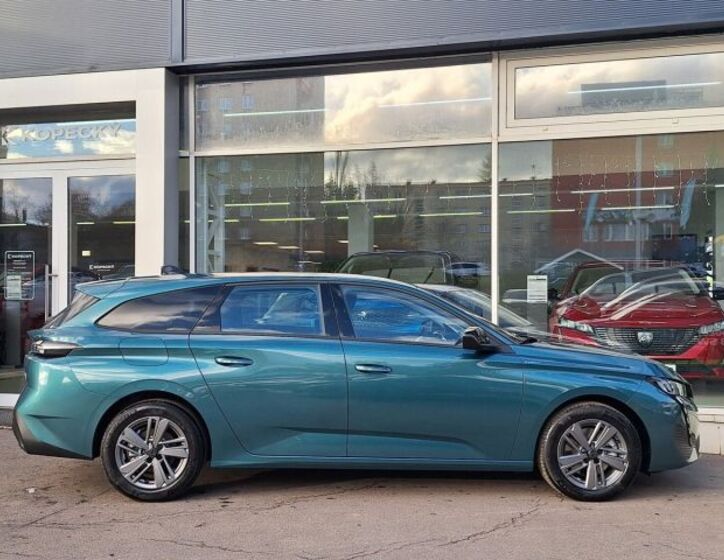 Peugeot 308 8