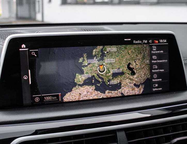 BMW Řada 7 38