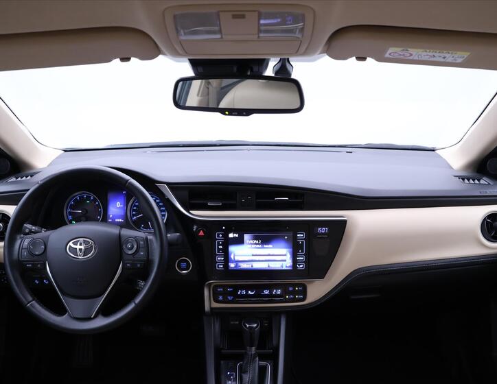 Toyota Corolla 24