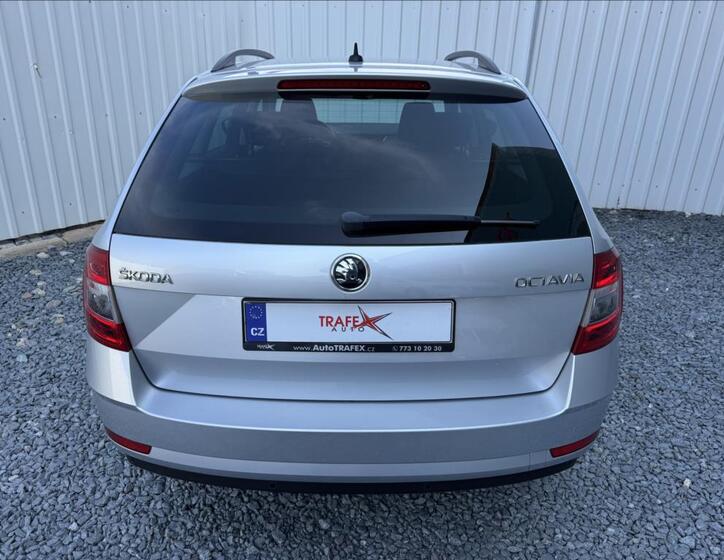 Škoda Octavia 11