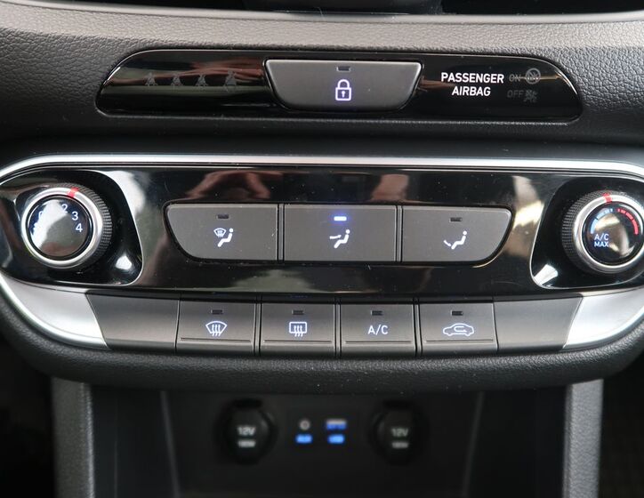 Hyundai i30 20