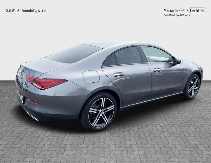 Mercedes-Benz CLA 5