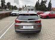 Hyundai i30 4