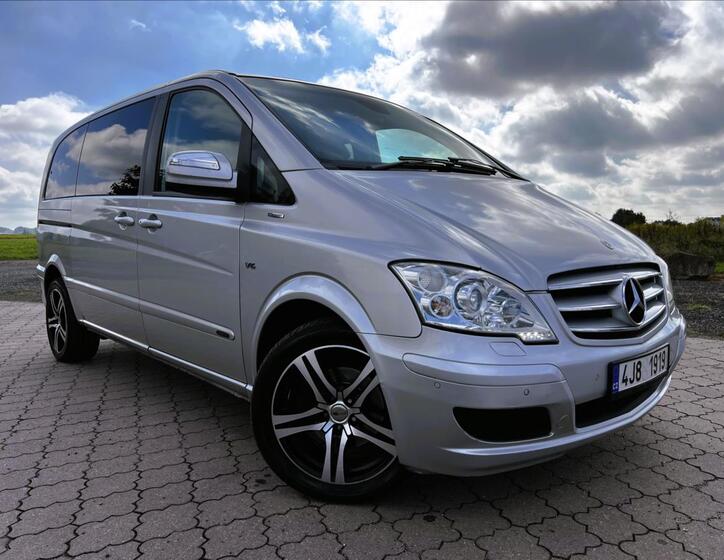 Mercedes-Benz Viano 1