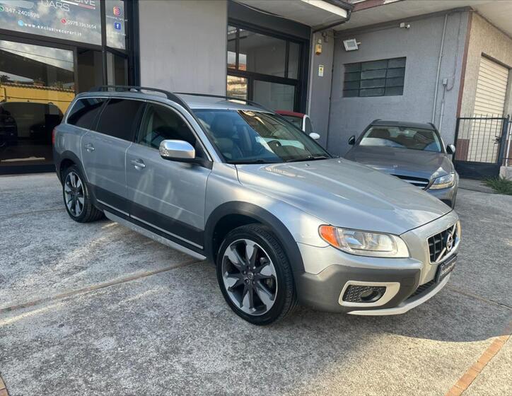 Volvo XC70 33