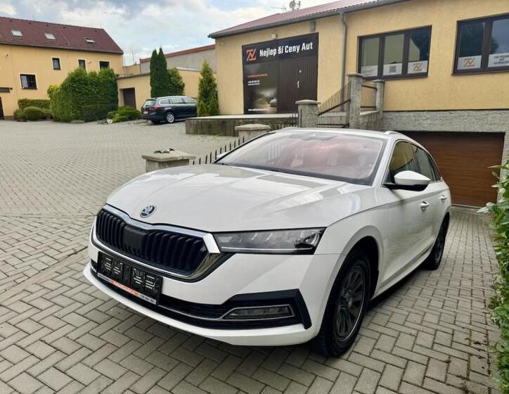 Škoda Octavia 12