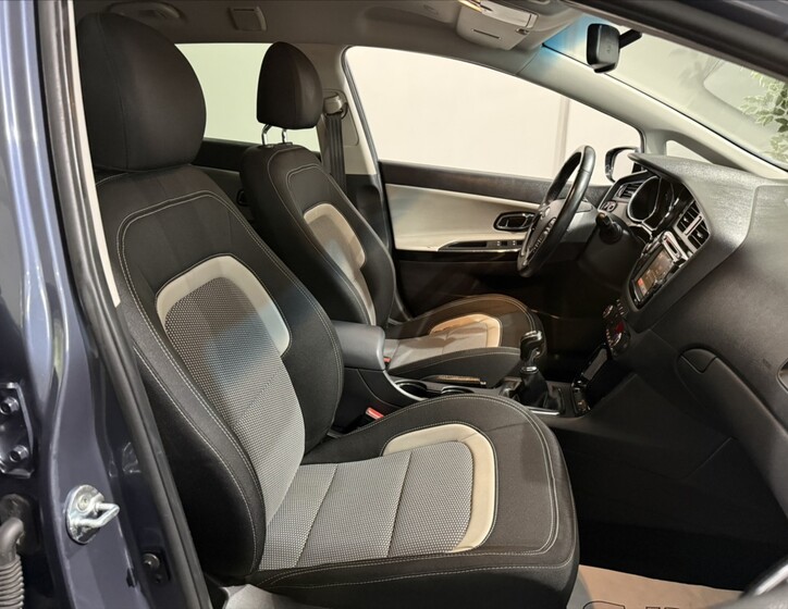 KIA Ceed 23