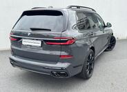 BMW X7 2