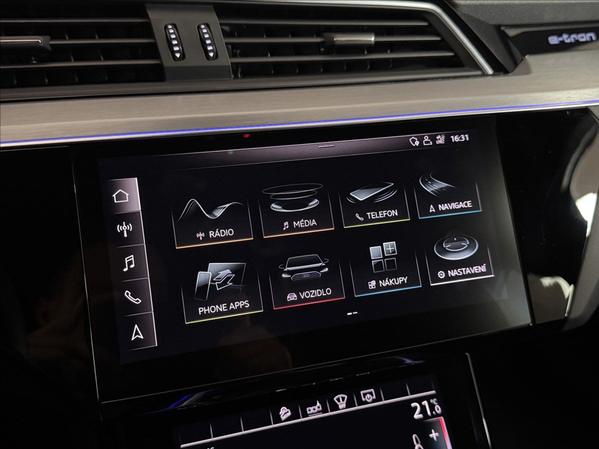 Audi e-tron