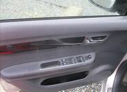 Suzuki Swift 12