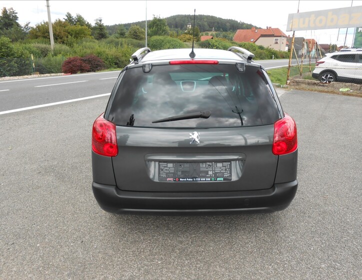 Peugeot 207 5