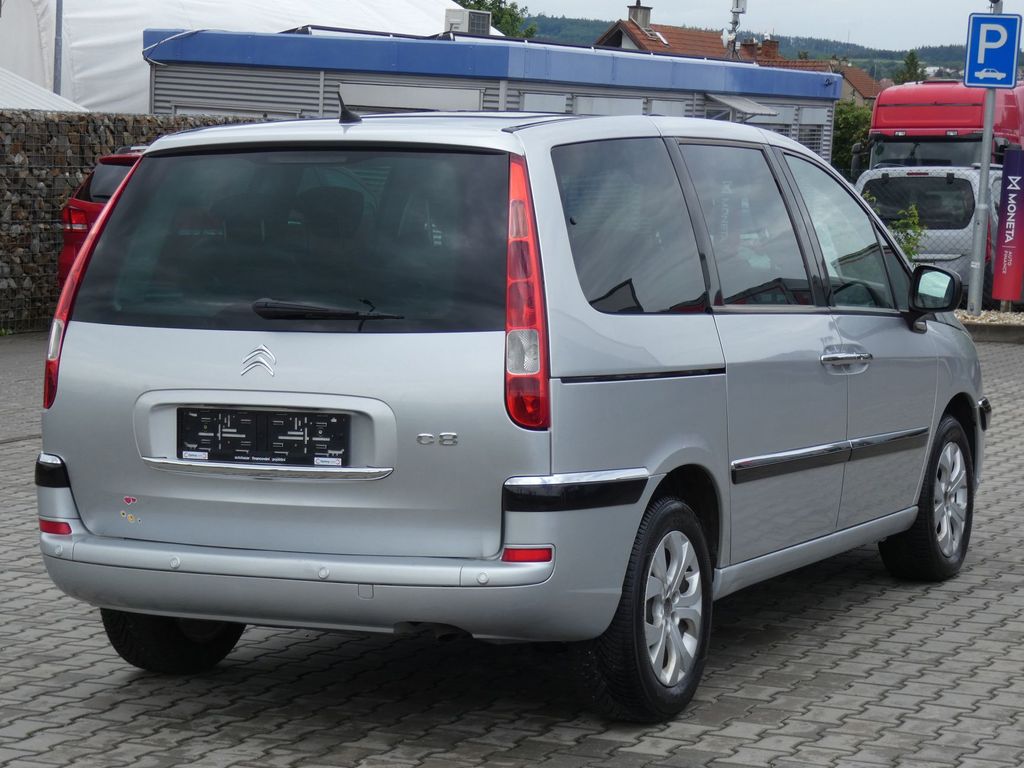Citroën C8