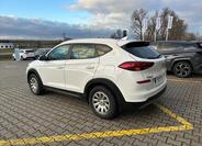 Hyundai Tucson 4