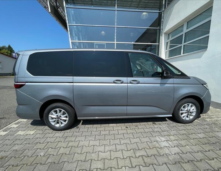 Volkswagen Multivan 2