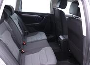 Volkswagen Passat 13