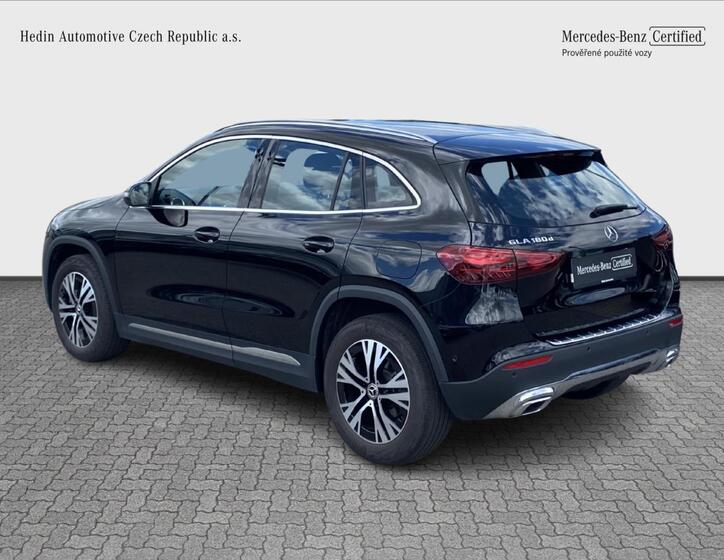 Mercedes-Benz GLA 3
