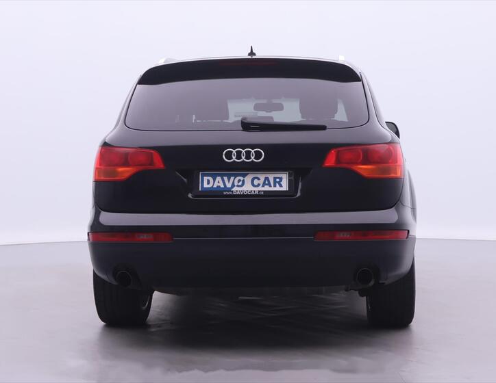 Audi Q7 6