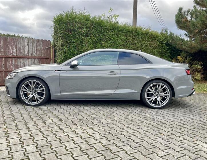 Audi S5 3