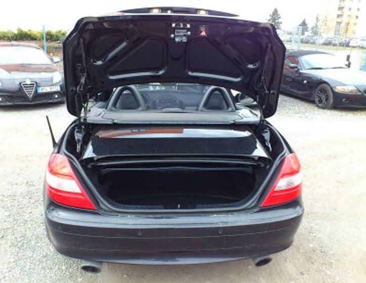 Mercedes-Benz SLK 18