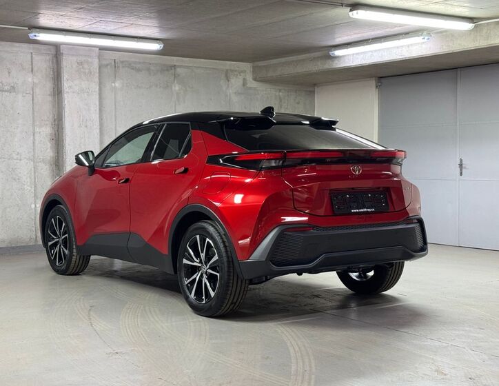 Toyota C-HR 6