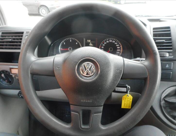 Volkswagen Transporter 13