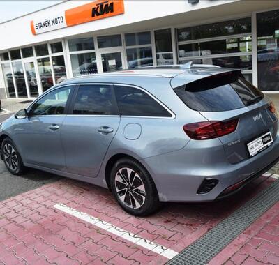 KIA Ceed 13