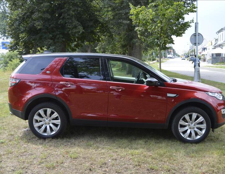 Land Rover Discovery Sport 4