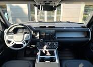 Land Rover Defender 11