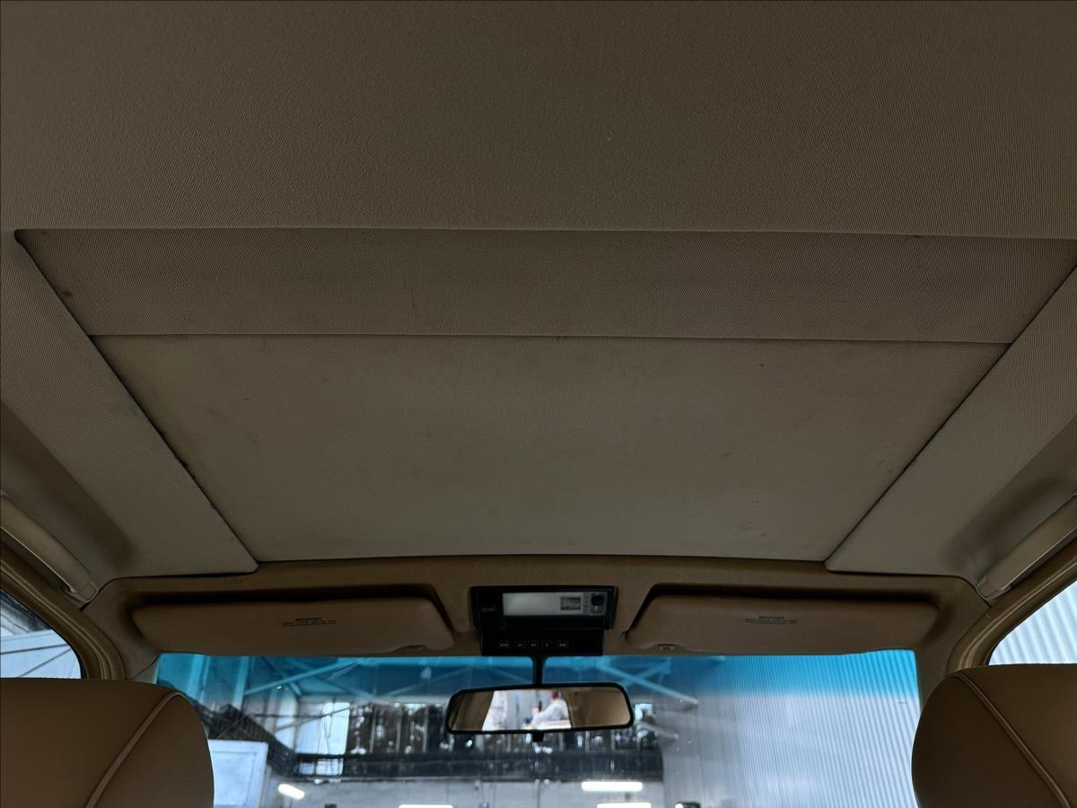 Mercedes-Benz 124