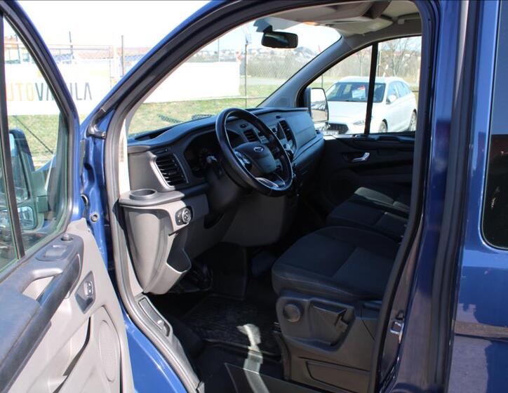Ford Transit Custom 9
